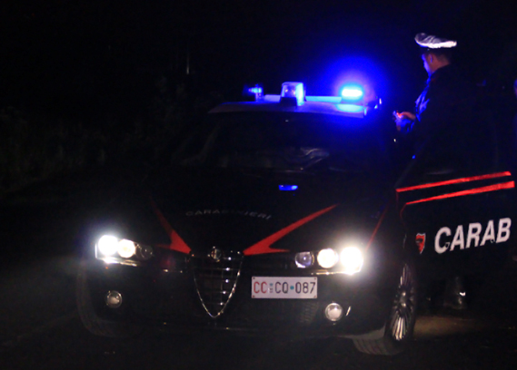 Ausonia I Carabinieri Inseguono Auto Rubata I Suoi Occupanti Fuggono Nella Notte Il 0653